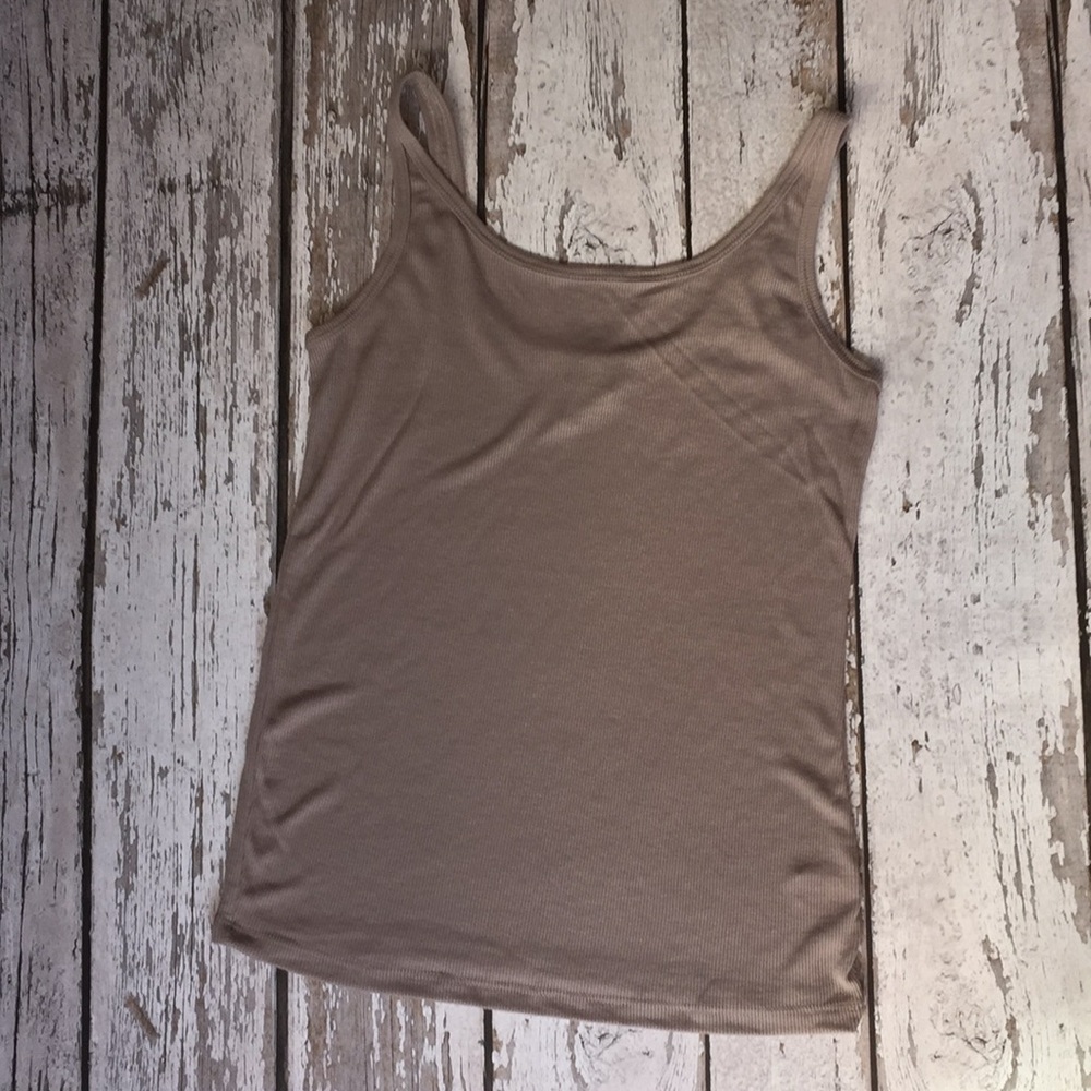 NWOT - Valette Fine Rib Tank - Picture 3 of 9